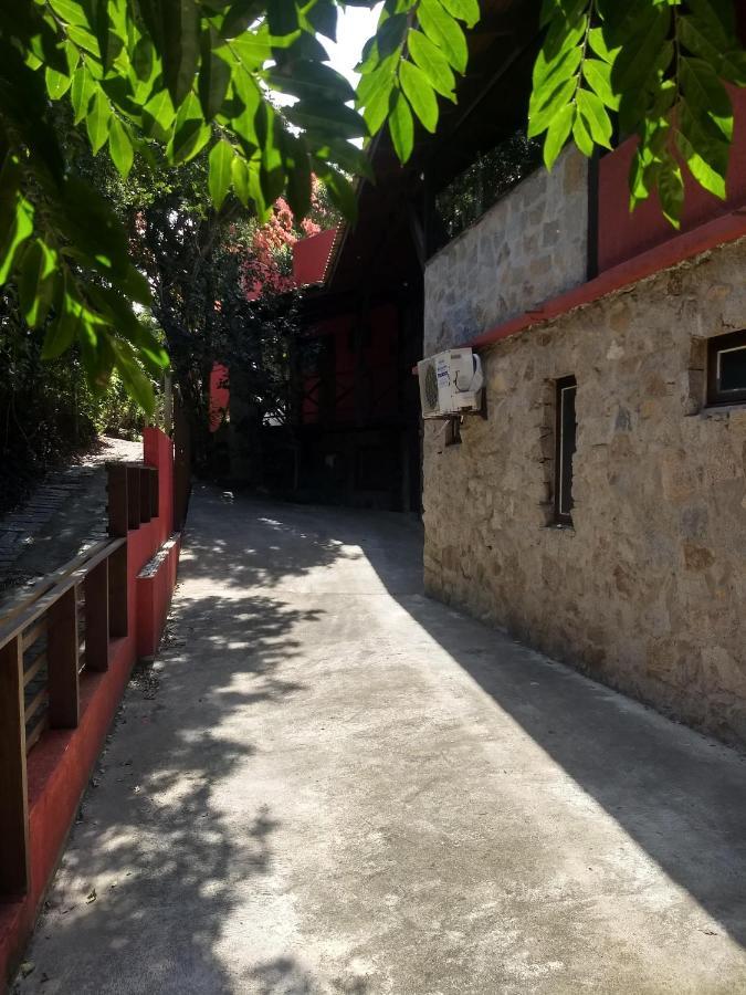 La Roca House Villa Praia do Rosa Exterior photo